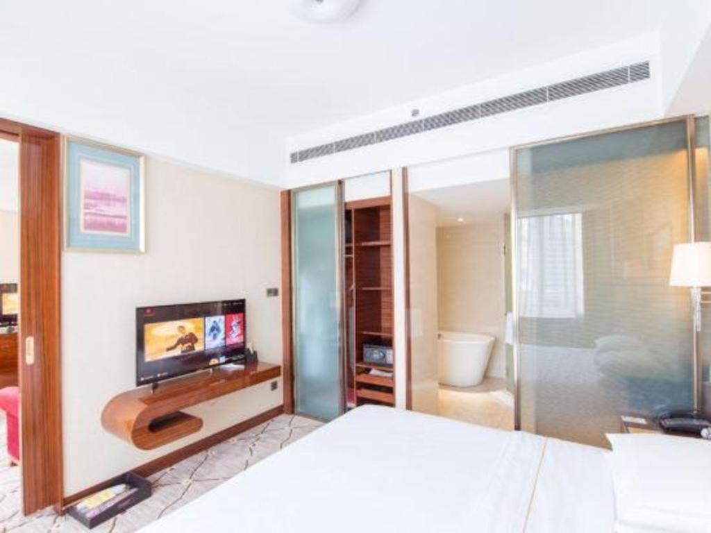 Jinan Silver Plaza Quancheng Hotel ภายนอก รูปภาพ