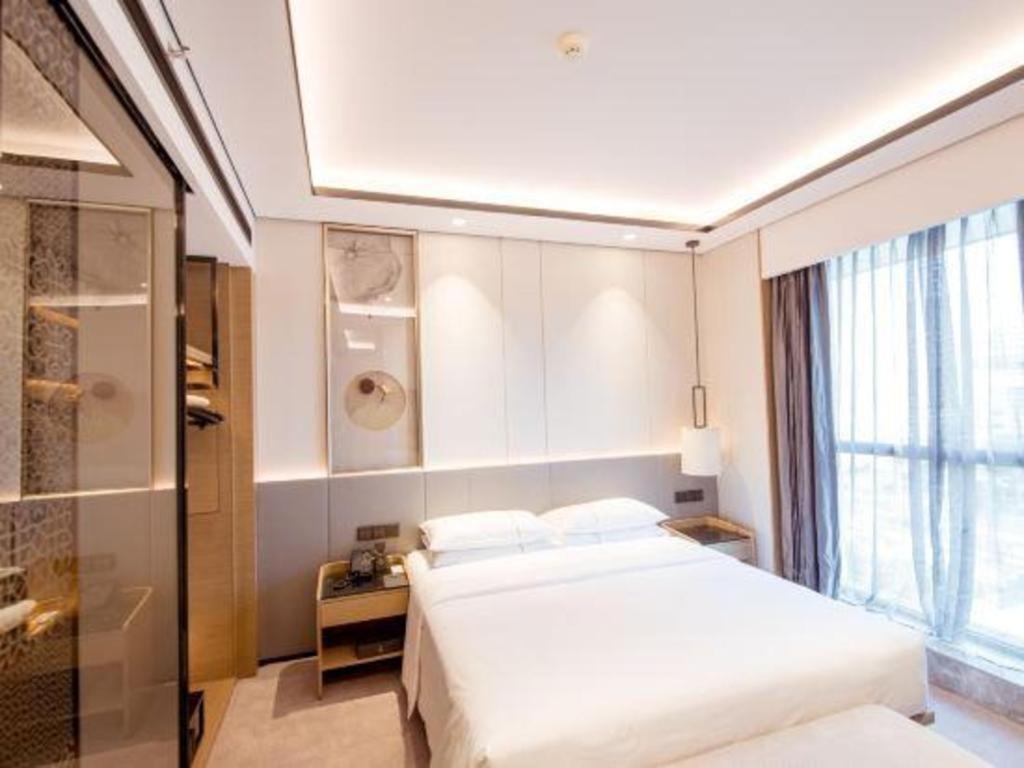 Jinan Silver Plaza Quancheng Hotel ภายนอก รูปภาพ