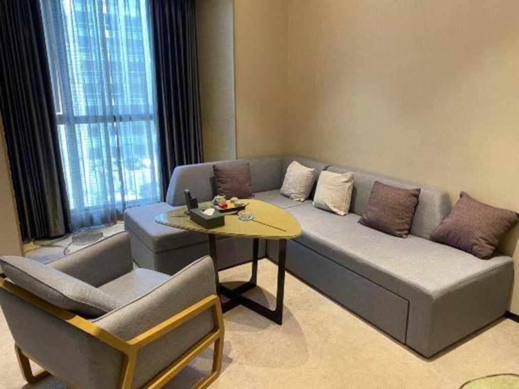 Jinan Silver Plaza Quancheng Hotel ภายนอก รูปภาพ