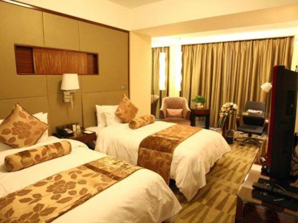 Jinan Silver Plaza Quancheng Hotel ภายนอก รูปภาพ