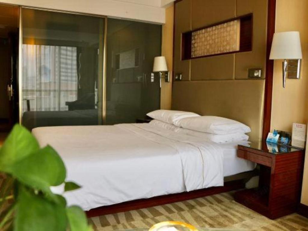 Jinan Silver Plaza Quancheng Hotel ภายนอก รูปภาพ