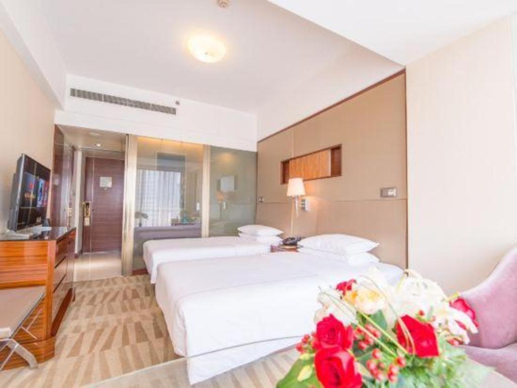 Jinan Silver Plaza Quancheng Hotel ภายนอก รูปภาพ