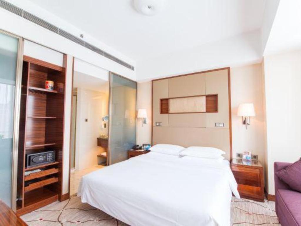 Jinan Silver Plaza Quancheng Hotel ภายนอก รูปภาพ