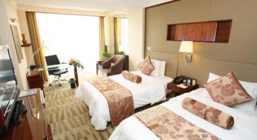 Jinan Silver Plaza Quancheng Hotel ภายนอก รูปภาพ