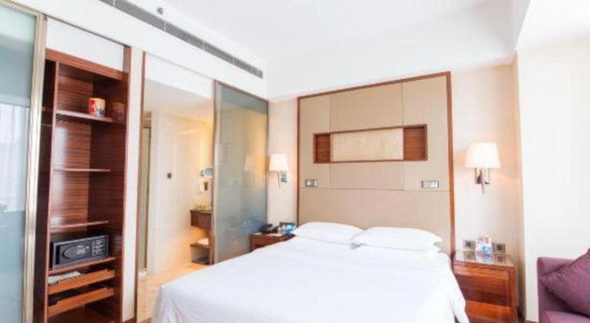 Jinan Silver Plaza Quancheng Hotel ภายนอก รูปภาพ