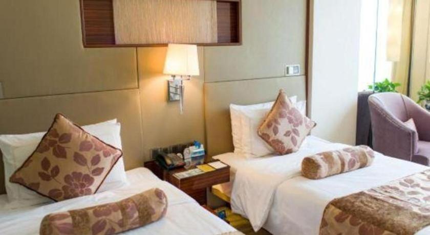 Jinan Silver Plaza Quancheng Hotel ภายนอก รูปภาพ