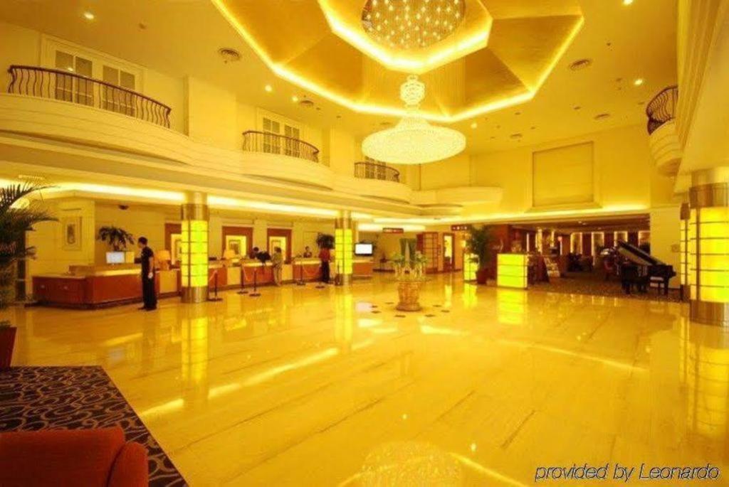 Jinan Silver Plaza Quancheng Hotel ภายนอก รูปภาพ