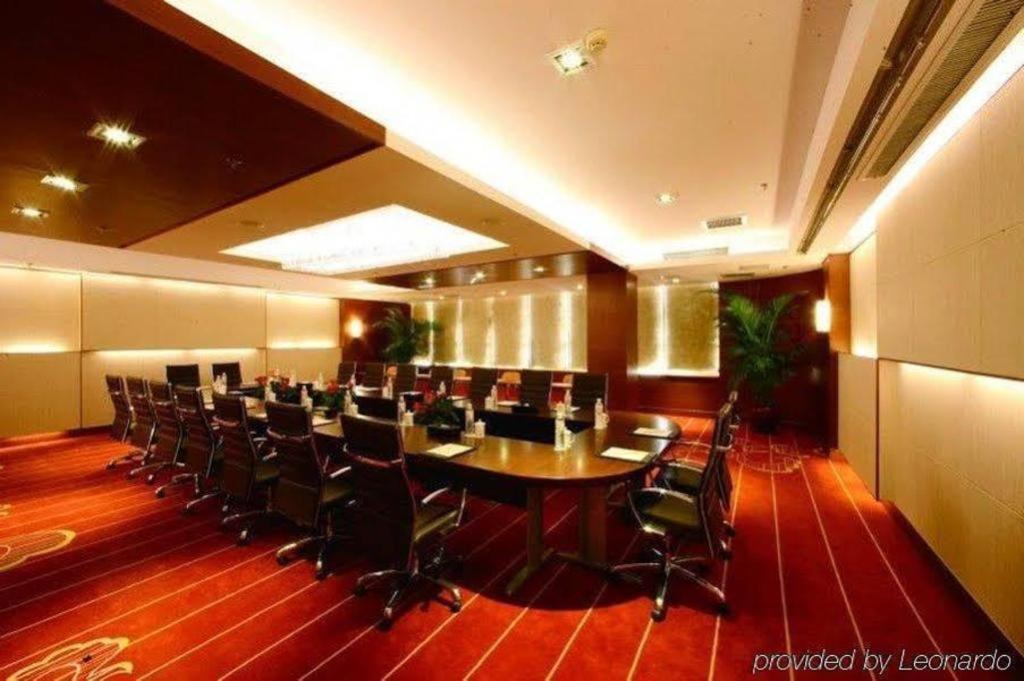 Jinan Silver Plaza Quancheng Hotel ภายนอก รูปภาพ